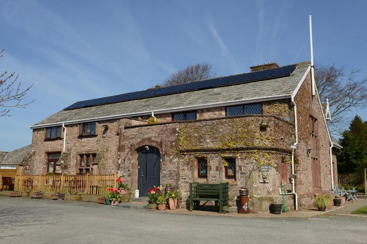 The Old School And Betty'S B&B Whitehaven Exterior photo